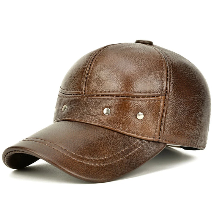 BONÉ CASUAL EM COURO LEGÍTIMO CALVORO - Vestia