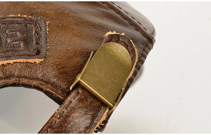 BONÉ EM COURO LEGÍTIMO MARLION - Vestia